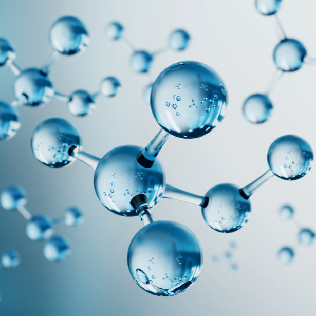 Clears pores and targets breakouts.